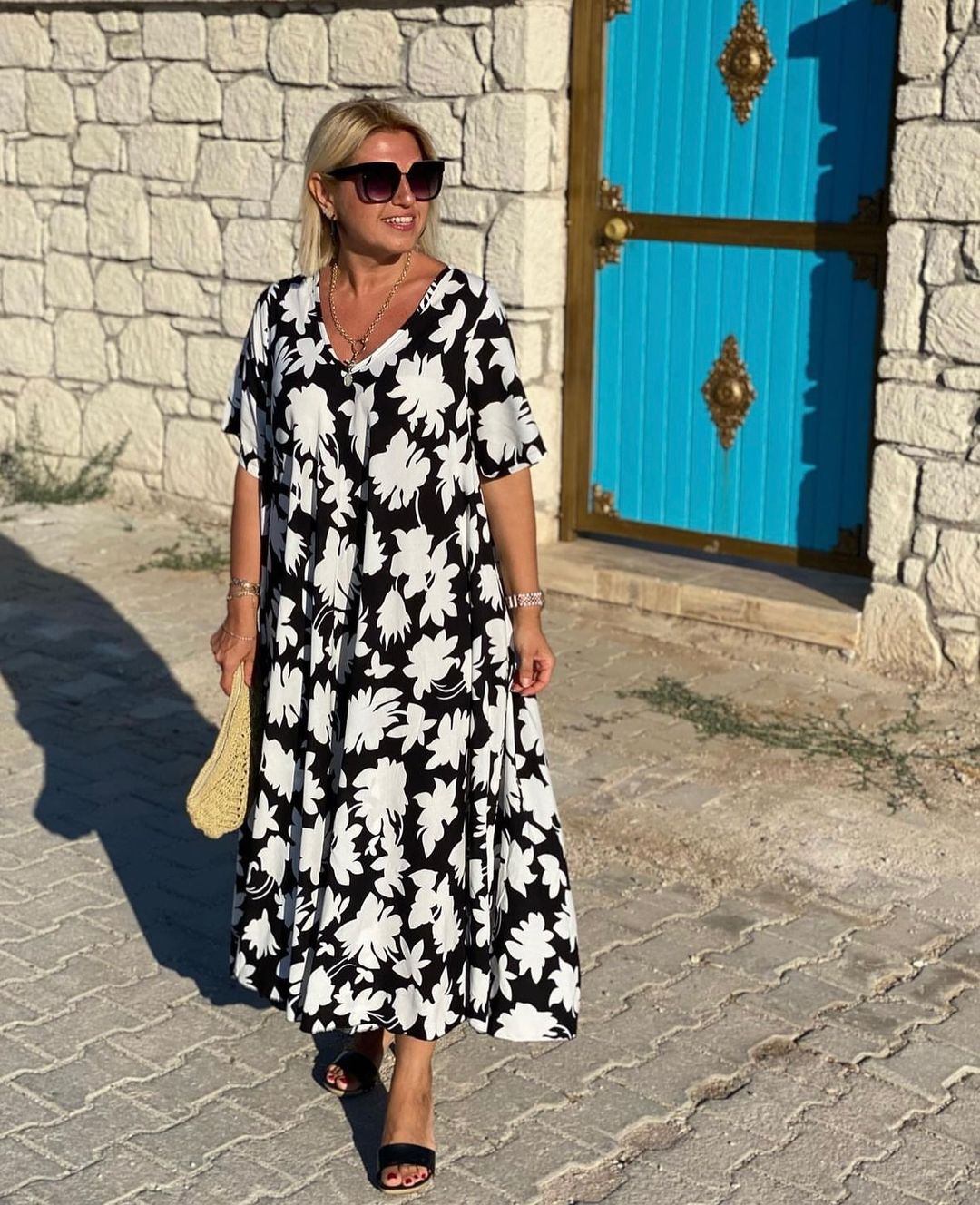 CAMILIA | Chic Dress with Tummy Control