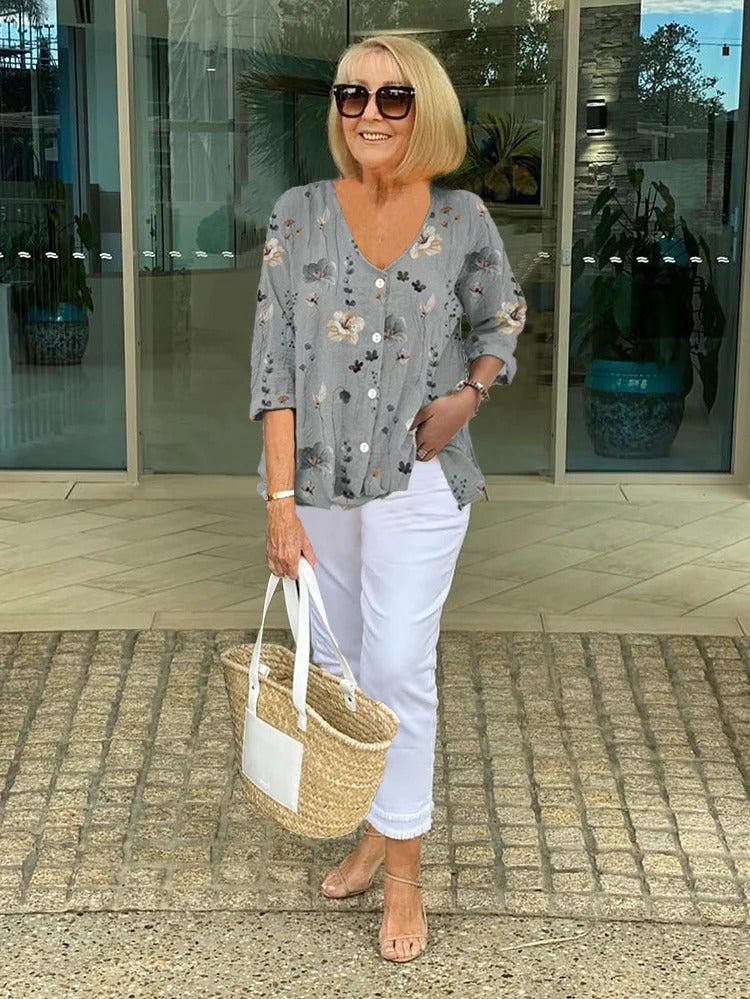 CARLA | Floral Elegance Blouse