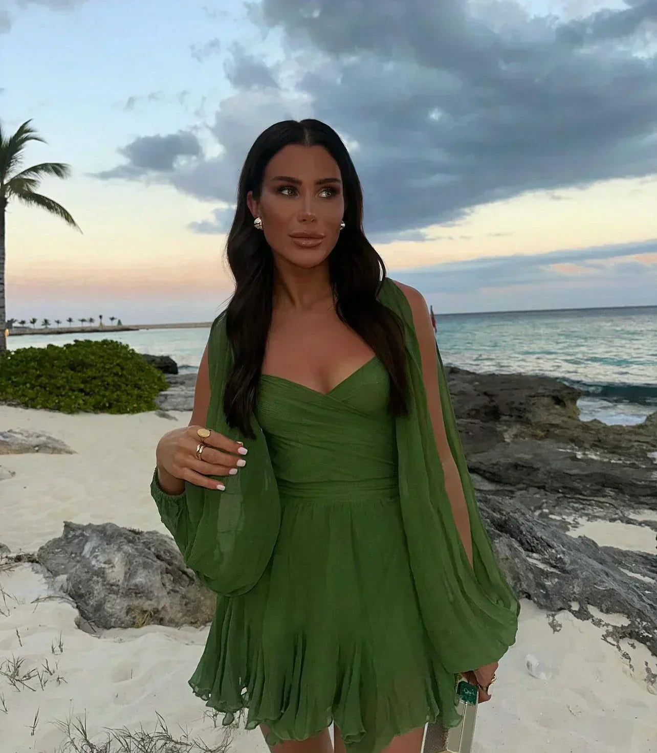 LOUISE | Chic Mini Dress with Elegant Sleeves