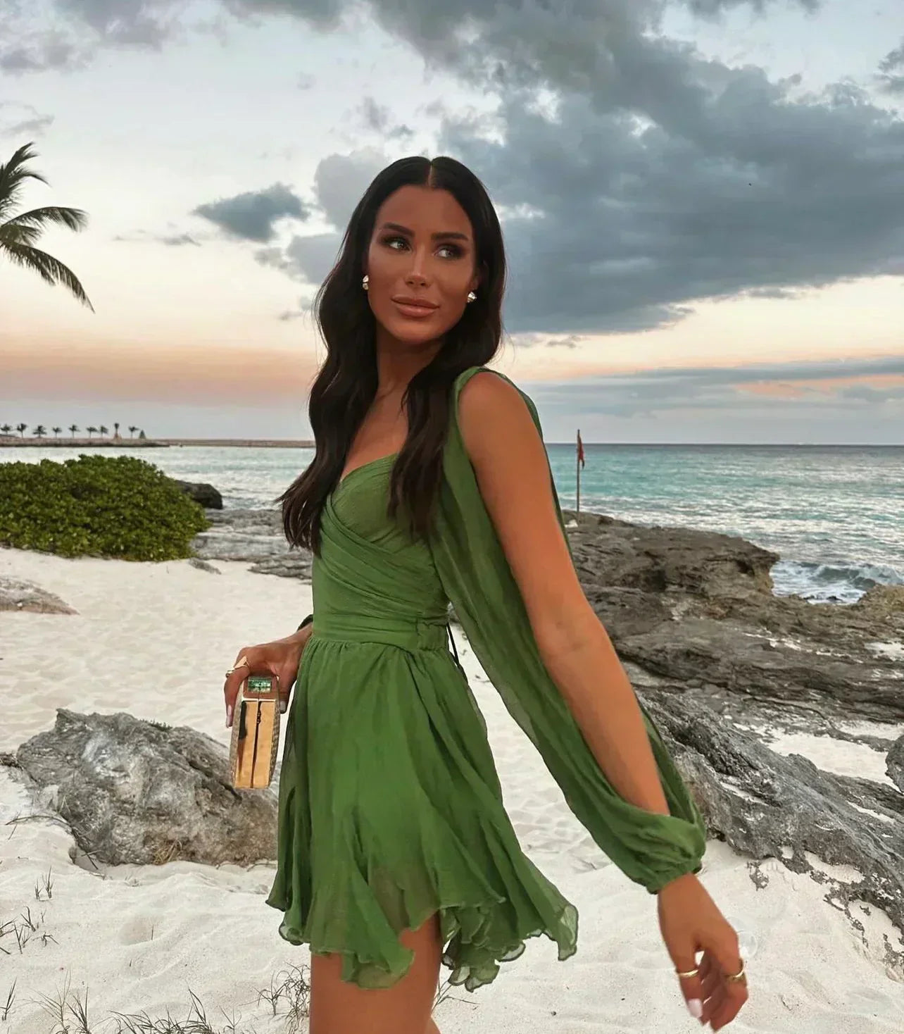 LOUISE | Chic Mini Dress with Elegant Sleeves