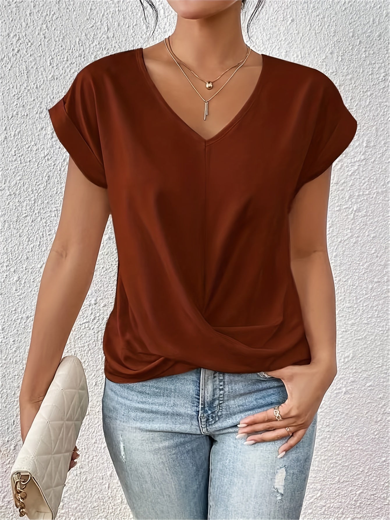 MEREDITH | HEART NECKLINE CASUAL SHIRT