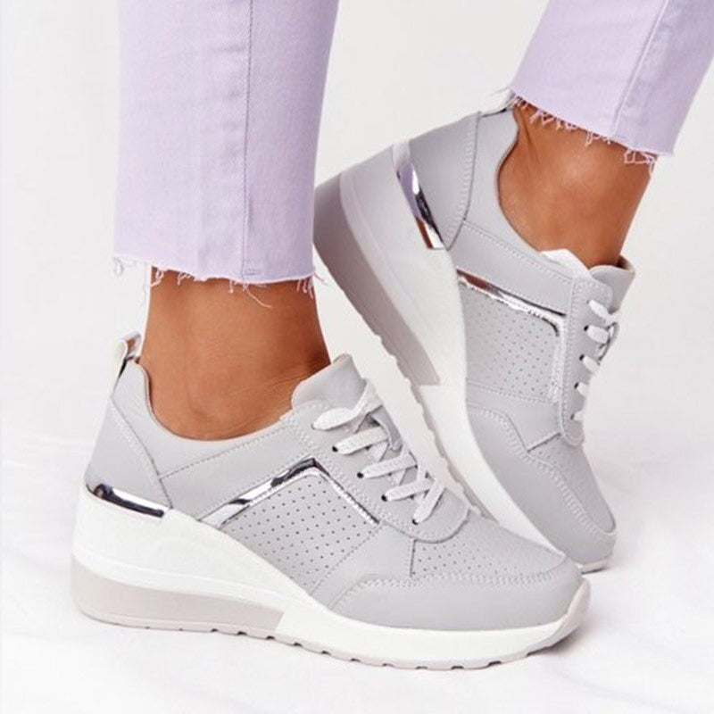 SORELIA | FASHIONABLE ORTHOPEDIC SNEAKERS