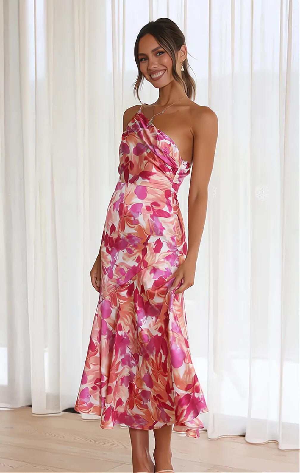 BELLA | CHIC AND VIBRANT MAXI DRESS