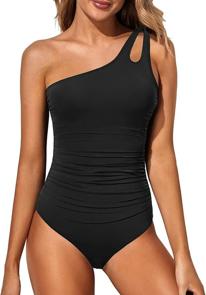 STRELLA | CHIC BODY-SCULPTING SWIMSUIT