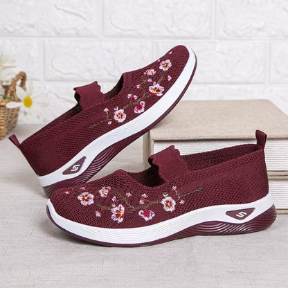 TRACY | EMBROIDERED FLOWER ORTHOPEDIC SLIP-ON SHOES