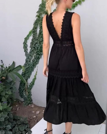 STEPHANIE | Sophisticated V-Neck Dress