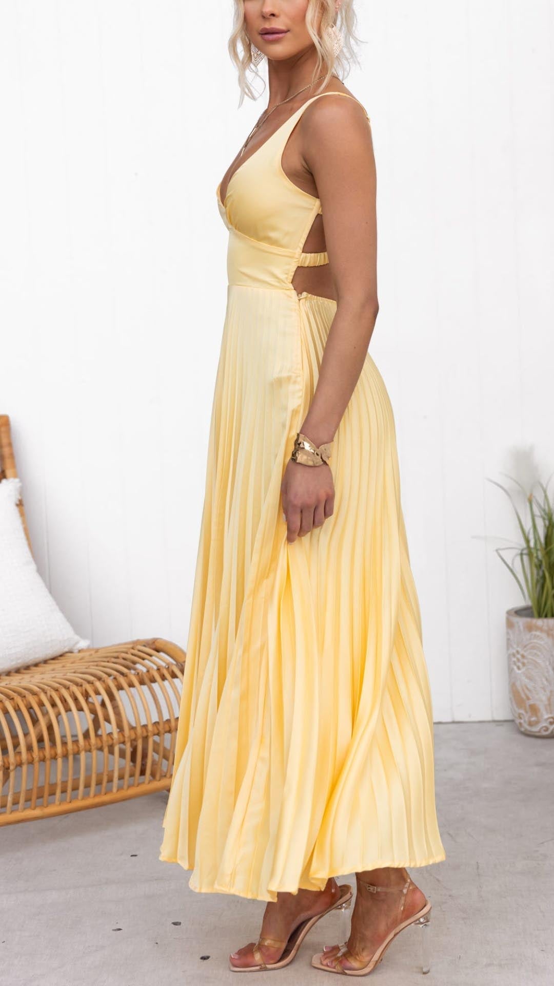 MADELINE | Yellow V-Neck Maxi Dress with Pleated Design