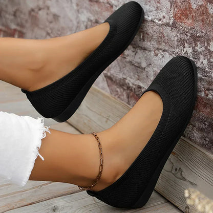 NYOMI | Stylish & Cozy Ballerina Flats
