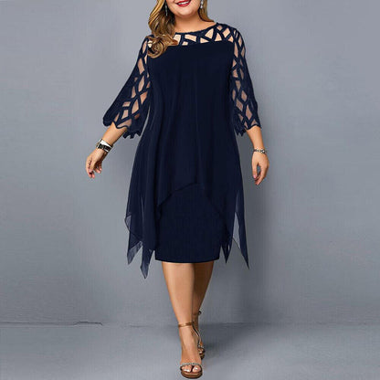 ODESSA | Stylish Plus-Size Midi Dress for Contemporary Women